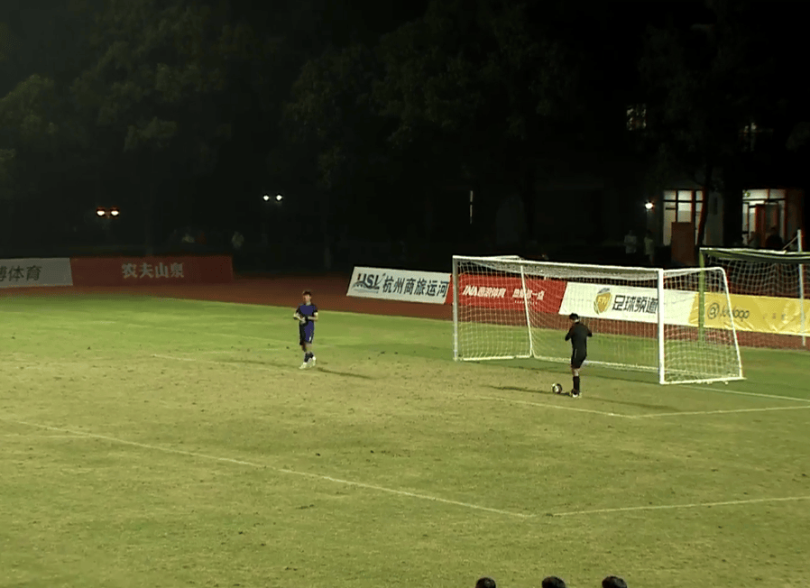 关于今晚上海申花备战社区盾,强势反弹细节曝光,压力陡增,临场指挥获称赞的信息 关于今晚上海申花备战社区盾,强势反弹细节曝光,压力陡增,临场指挥获称赞的信息