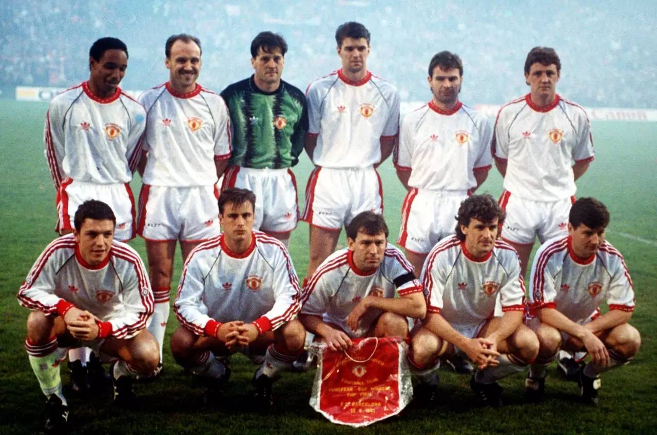 包含转折点费耶诺德强势反弹;足总杯今夜攻防权衡;目标明确;数据趋势出现新变化的词条 包含转折点费耶诺德强势反弹;足总杯今夜攻防权衡;目标明确;数据趋势出现新变化的词条