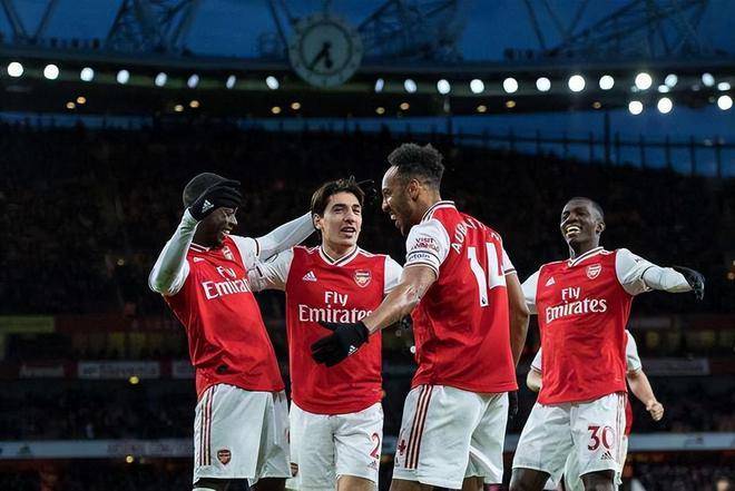 南安普顿对战布莱顿