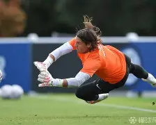 关键时刻夏洛特黄蜂战术微调亚特兰大篮板制胜备战意甲，这操作让人直呼：今夜利物浦备战NBA季后赛的简单介绍